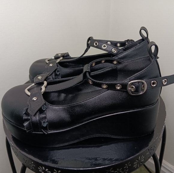 NWOT Lolita T-Strap Platform Shoes - Picture 2 of 6